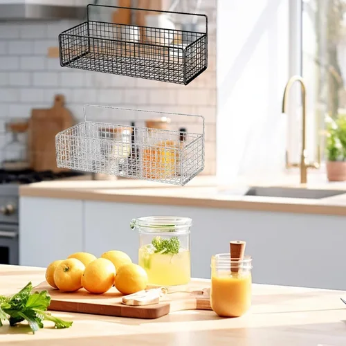 Vista 5 de Cestas colgantes de alambre de cocina, organizador de frutas negro para montaje en pared, sin perforaciones, soporte de metal pequeño para gabinete