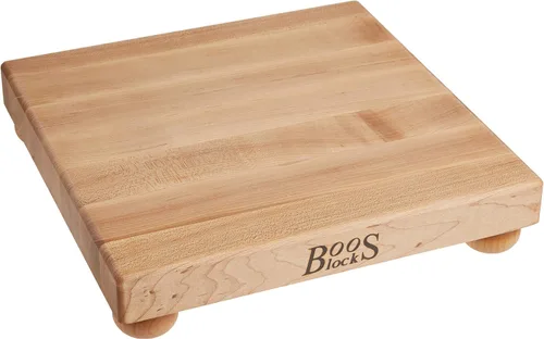Vista 4 de John Boos Tabla de Cortar Cuadrada de Madera de Arce Serie B 12"x12" – 1.5" de Espesor, 6 libras Bloque de Carnicero No Reversible con Patas