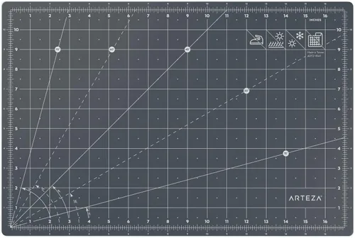 Vista 5 de Arteza Tapete de corte rotativo autorreparable, 12" x 18" (30.5cm x 45.7cm) con cuadrícula y superficie antideslizante para tela, papel, vinilo
