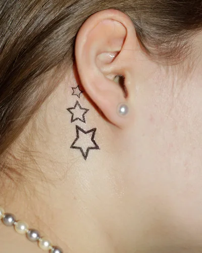 Vista 3 de 4 x Estrella de Tatuaje Rayas – Estrellas de Tatuaje Rihanna – Estrellas Caídas Temporales (4)