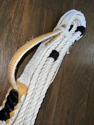 Vista 6 de Cuerda Mini Bull/Steer Poly Blanca – 9x7 mano izquierda 3/4" x 3/4" suave – EPT Bull Ropes Riding Rope 12