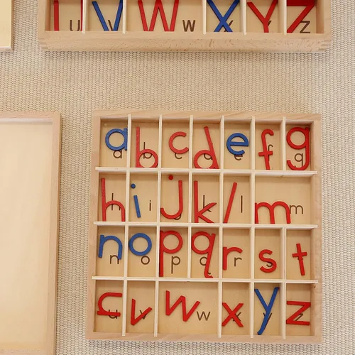 Vista 6 de MONTESSORI OUTLET Caja pequeña del alfabeto móvil (letras minúsculas) - Solo caja, no contiene letras