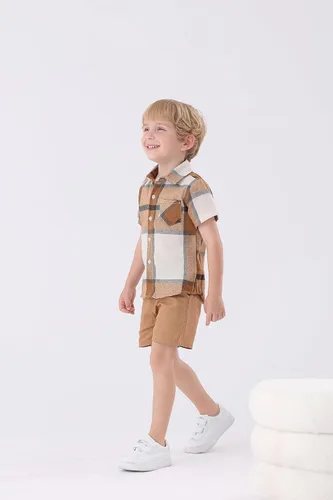 Vista 7 de Feidoog Paquete de 2 camisas a cuadros de manga corta con botones para bebés y niños pequeños Marrón+azul oscuro