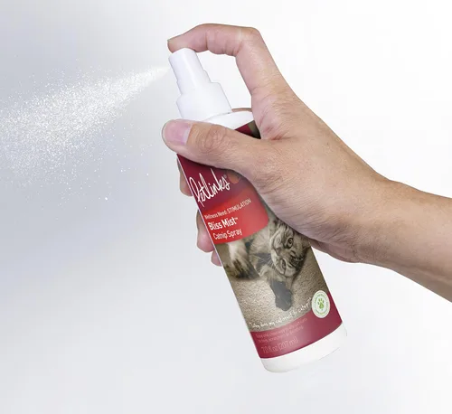 Vista 3 de Petlinks Bliss Mist - Aerosol de hierba gatera, seguro para mascotas, 7 onzas líquidas