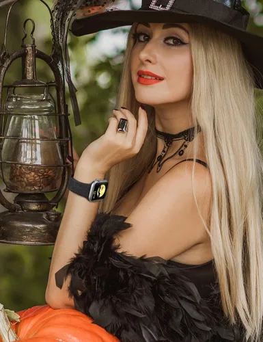 Vista 6 de W-RARA Correa grabada de Halloween compatible con Apple Watch Band de 1.496 in 1.575 in 1.614 in 1.654 in 1.732 in 1.772 in 1.929 in para mujeres