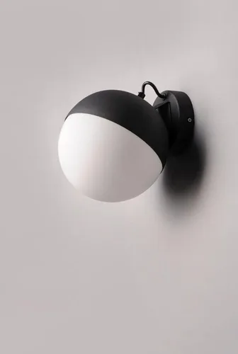 Vista 5 de ET2 Aplique de pared de media luna de iluminación Acabado dorado metálico Pantalla de vidrio blanco satinado Moderno aplique de pared