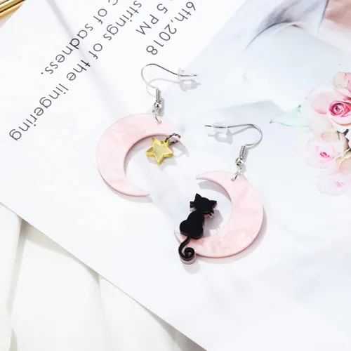 Vista 2 de Pendientes de acrílico con diseño de gato y luna ligeros divertidos y divertidos animales con estrella de cinco puntas para mujeres y niñas