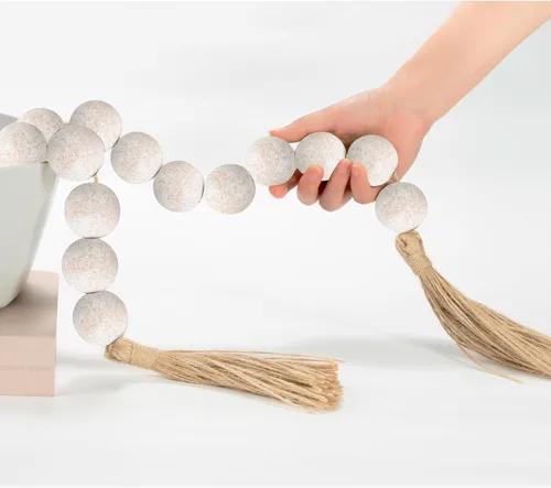 Vista 41 de OMISHE Guirnalda de cuentas de madera extra grande con cuentas de madera y borlas de 1.6 pulgadas de diámetro, cuentas decorativas rústicas de 41