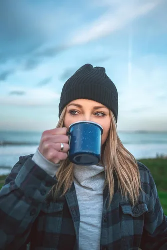 Vista 6 de Stansport Enamel Coffee Mug with Stainless Steel Rim – Durable Camping Cup for Coffee, Tea & Hot Cocoa – For Backpacking, Hiking & RV – Classic
