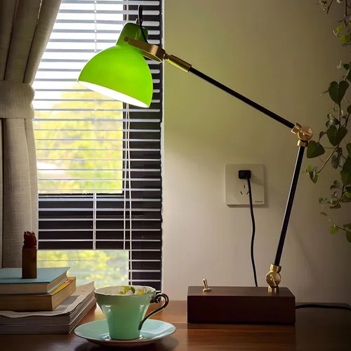 Vista 8 de Lámpara de escritorio retro, lámparas de mesa verde antiguo con base de madera de nogal, luz de lectura de latón con pantalla de vidrio verde