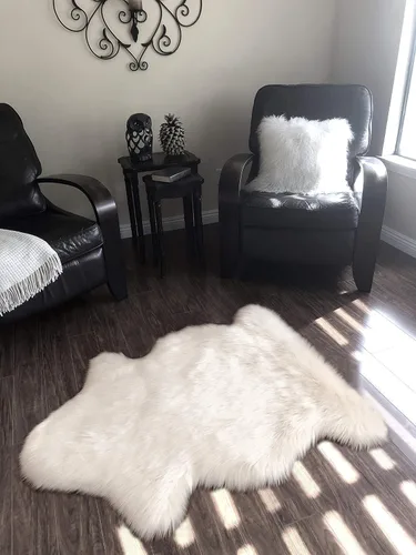 Vista 56 de LAMBZY Alfombra de piel de oveja auténtica, parte inferior gruesa y fuerte, fácilmente lavable, resistente a las manchas, perfecta para sala