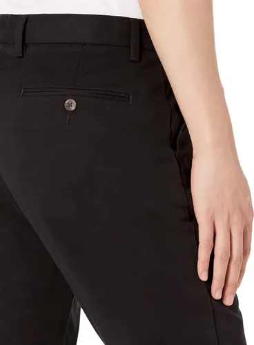 Vista 4 de Tienda Essentials Pantalón chino ajustado resistente a las arrugas, sin pinzas, para hombre