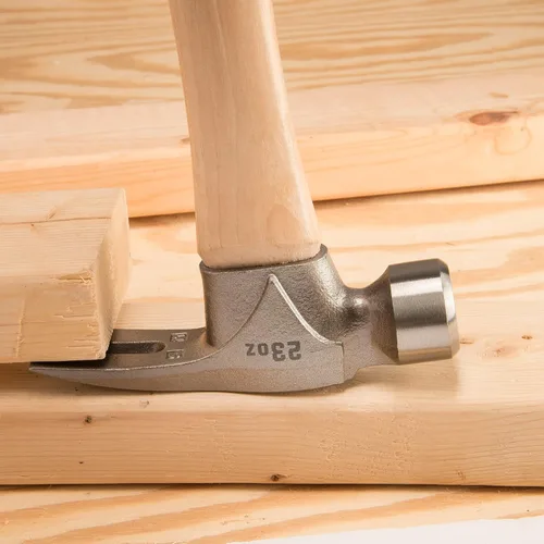 Vista 7 de ESTWING Pro California Hammer - Martillo de garra de 23 onzas con cara lisa y mango de madera de nogal - MRW23LS