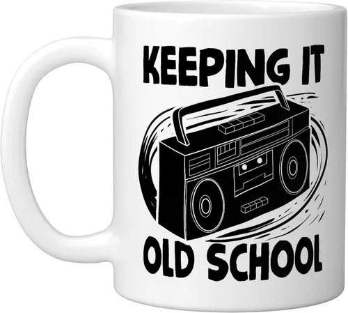 Vista 9 de Keeping It Old School 80s 90s Retro Cassette Radio Taza de cerámica, color negro y blanco
