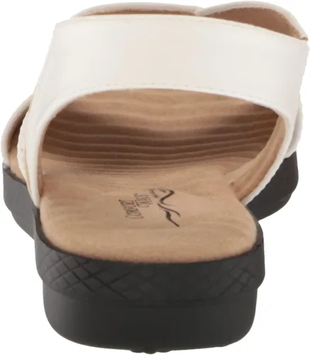 Vista 3 de Easy Street Sandalias Claudia con espalda descubierta, estilo casual, color negro