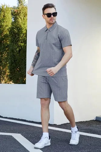 Vista 2 de Wangdo Conjunto deportivo de 2 piezas de camisa polo y pantalones cortos para hombre, trajes de verano casuales de manga corta con cremallera