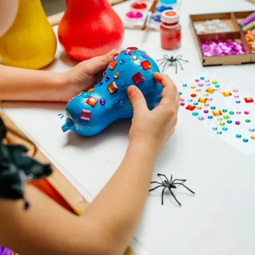 Vista 7 de 2102 piezas de calcomanías de gemas, gemas autoadhesivas para manualidades, diamantes de imitación para manualidades, calcomanías de diamantes