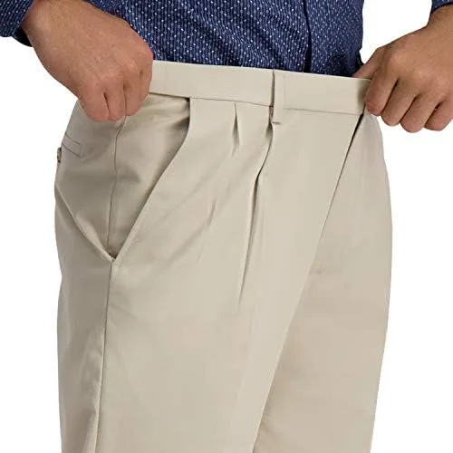 Vista 4 de Haggar Pantalón casual para hombre sin hierro de primera calidad, color caqui, ajuste clásico, plisado frontal, cintura expansible, tallas regulares