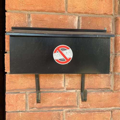 Vista 2 de Combo de imán (paquete de 2) para detener el correo basura