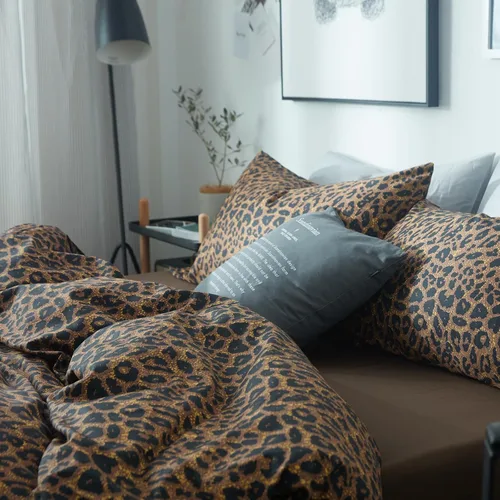 Vista 10 de mixinni Juego de 2 fundas de almohada de microfibra suave de tamaño estándar con bordado floral de color beige, 20 x 26 pulgadas