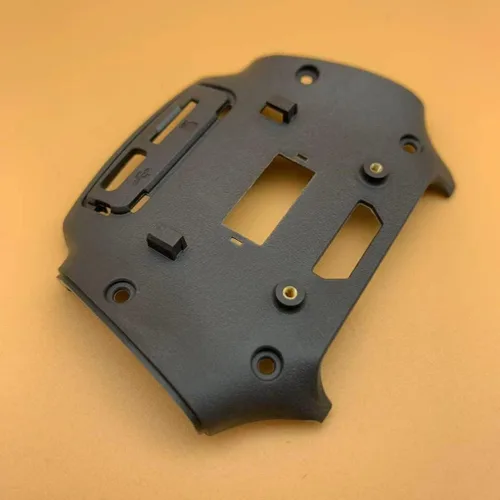 Vista 2 de ZEZEFUFU Cubierta inferior de repuesto para DJI FPV Combo RC Drone Piezas de reparación