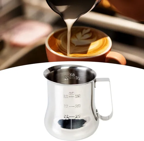 Vista 3 de TrueCraftware - Jarra de espuma de leche de 18 onzas de acero inoxidable con escala de medición, taza espumadora al vapor, jarra de leche de café