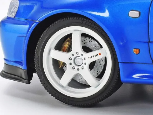Vista 3 de Tamiya 1: 24 Nissan Skyline GT R V Spec II (R34)