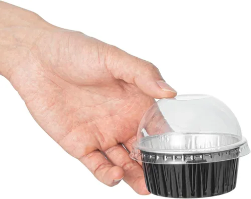 Vista 14 de Restaurantware Ramequines desechables de 4.2 onzas con tapas, 100 vasos desechables redondos de crema brulee, tapas de cúpula aptas para horno, Negro