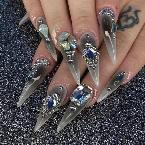 Vista 24 de BABALAL Uñas Postizas Largas de Estilete para Pegar Blancas Uñas Falsas con Punta Francesa Diseño con Pegamento Suministros de Arte 24 Piezas XL
