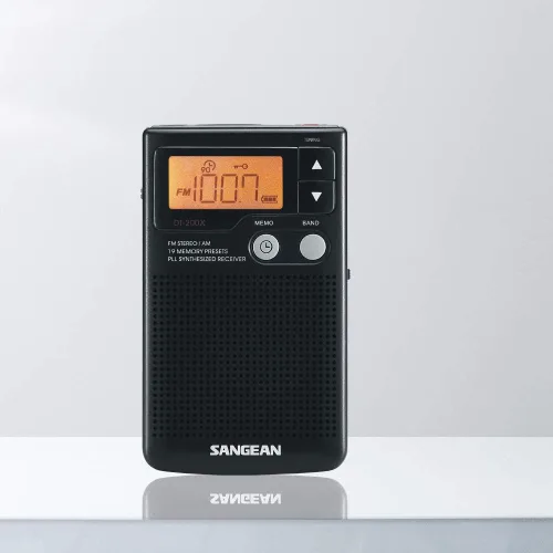 Vista 5 de Sangean DT-200X FM Stereo/AM Digital Tuning Pocket Radio Negro