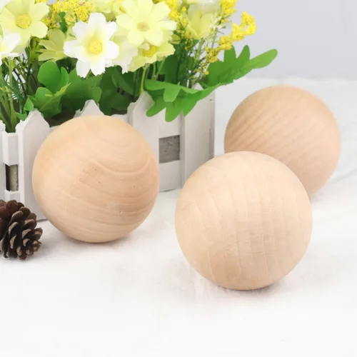 Vista 4 de Paquete de 4 bolas de madera sin terminar de 3 pulgadas, bola redonda de madera, bolas redondas de madera dura, esferas de madera para manualidades