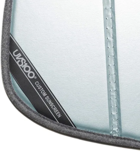 Vista 4 de Cubierta de calor Covercraft UVS100 personalizada para parabrisas para modelos selectos de Dodge Durango - Material laminado, Azul metálico