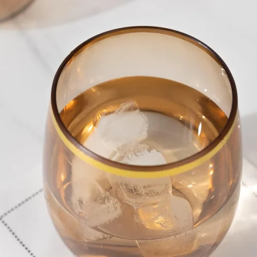 Vista 6 de Efavormart - Paquete de 12 copas de vino de plástico transparente ámbar dorado de 12 onzas con borde dorado, vasos reutilizables para bodas