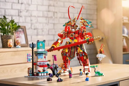 Vista 6 de LEGO Monkie Kid: Monkey King Warrior Mech 80012 Kit de construcción de juguete (1,629 piezas)
