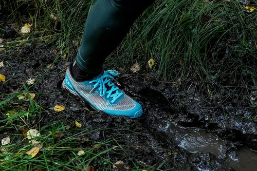 Vista 6 de Icebug Tenis de correr Pytho6 RB9X para mujer con suela de tracción