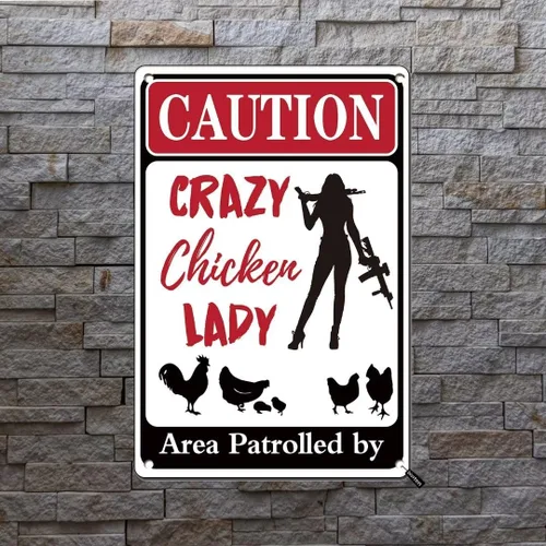 Vista 4 de Cartel de Crazy Chicken Lady – Letreros de gallinero – Área patrullada por Chicken Lady – Accesorios divertidos de carteles de pollo para decoración