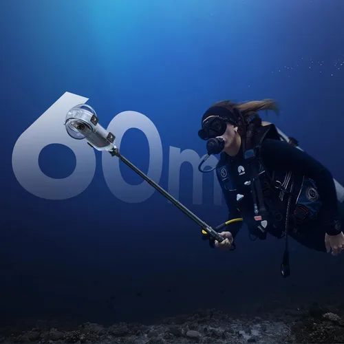 Vista 8 de Insta360 X4 Air Funda de Buceo Invisible