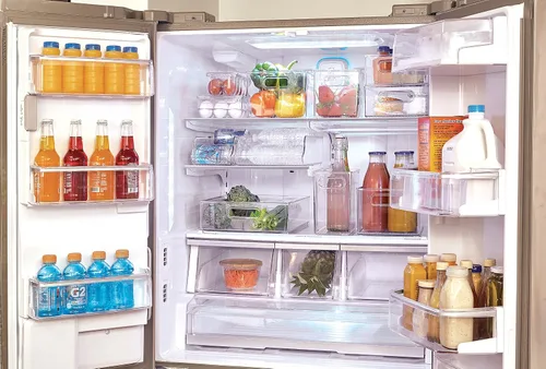 Vista 6 de iDesign - Soporte para huevos de plástico transparente para refrigerador con tapa, contenedor de almacenamiento de 21 huevos