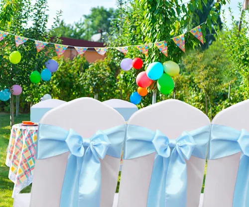 Vista 4 de Bandas de satén para sillas de color azul bebé, paquete de 50 lazos para sillas de color azul claro para boda, revelación de género, baby shower