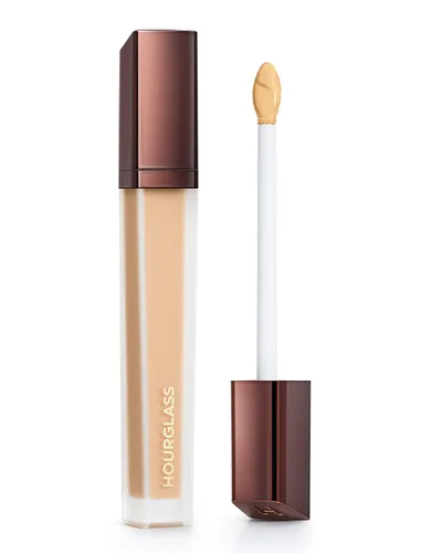 Vista 31 de Hourglass Corrector de aerógrafo Vanish. Corrector ligero e impermeable para un aspecto natural con aerógrafo