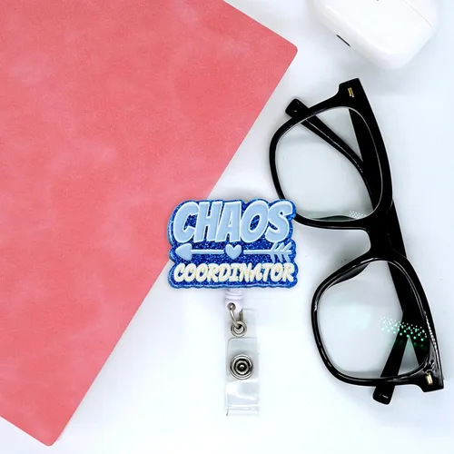 Vista 4 de Tian Zhun Carrete retráctil para coordinador del caos, con clip de identificación, aprecio para enfermera, enfermera, profesor, oficina, mujeres