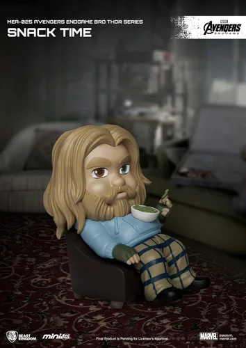 Vista 3 de Beast Kingdom Avengers: Endgame: Bro Thor Snack Time MEA-025 Mini figura de ataque de huevo, multicolor