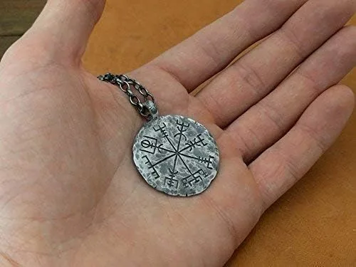 Vista 9 de Baldur Jewelry - Collar de brújula vikinga de plata de ley 925 con colgante Vegvisir Collar de joyería nórdica martillado a mano - Regalos vikingos