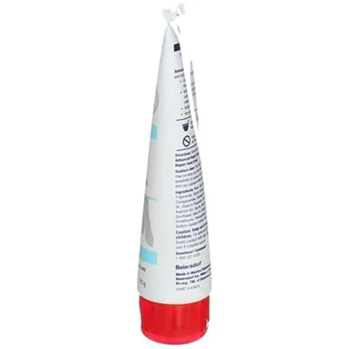 Vista 8 de Eucerin Advanced Repair Light Feel Crema para pies, 3 onzas