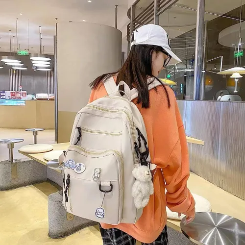 Vista 2 de Mochila estética, linda mochila Kawaii con alfileres y colgante para laptop, mochila casual para mujer, Beige, Mochilas Daypack