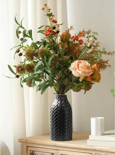 Vista 3 de STHIE Jarrón de cerámica en relieve negro, jarrón decorativo de 8 pulgadas para decoración del hogar, jarrón hermético para flores frescas o secas