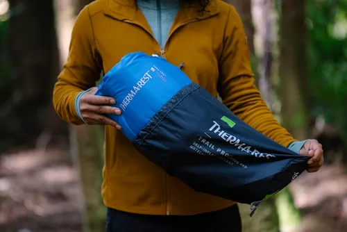 Vista 8 de Therm-a-Rest Trail Pro - Colchoneta de dormir autoinflable ligera para mochilero, ancho regular