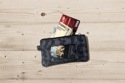 Vista 3 de DQL Llavero de cartera con estampado de leopardo, funda de identificación con cremallera, llavero de cartera de identificación