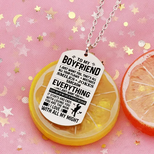 Vista 4 de AGR8T Collar con colgante para el día de San Valentín, regalos de novios de novia - To My Boyfriend Everything I Just Want You, Acero inoxidable