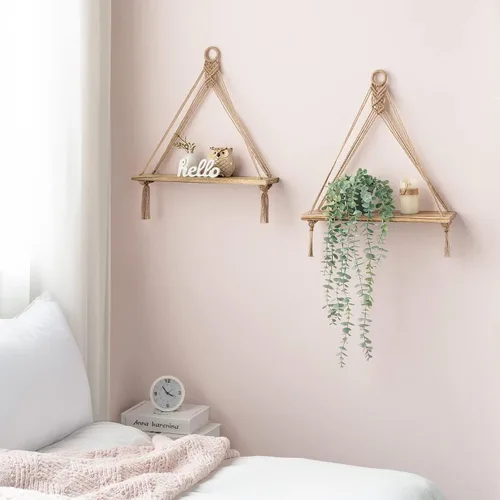 Vista 2 de Mkono - Juego de 2 estantes colgantes de macramé estilo bohemio para decoración de pared, estantes flotantes de madera rústica para almacenamiento